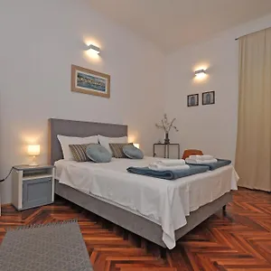 Apartment Moel, Split