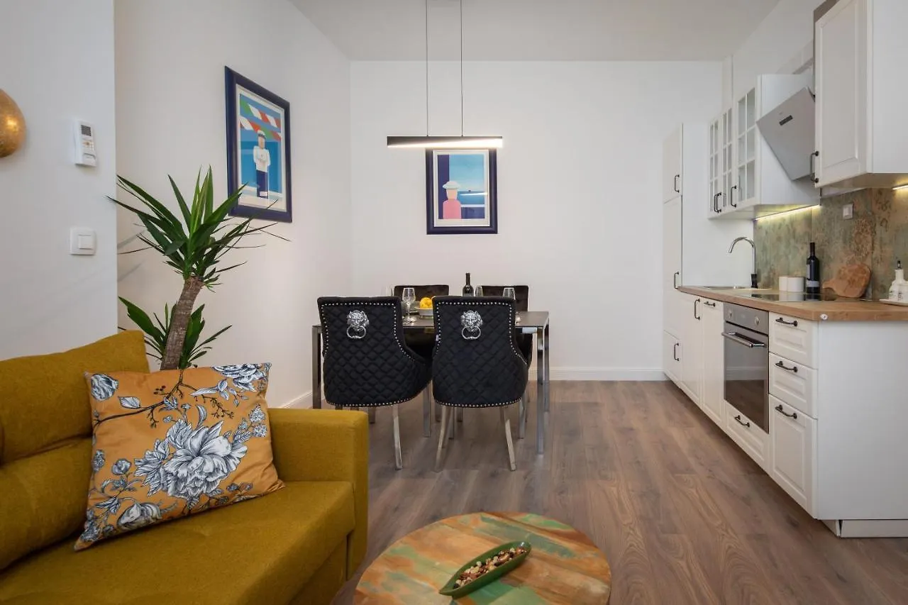 Luxury Apartment Toni سبليت 0*,